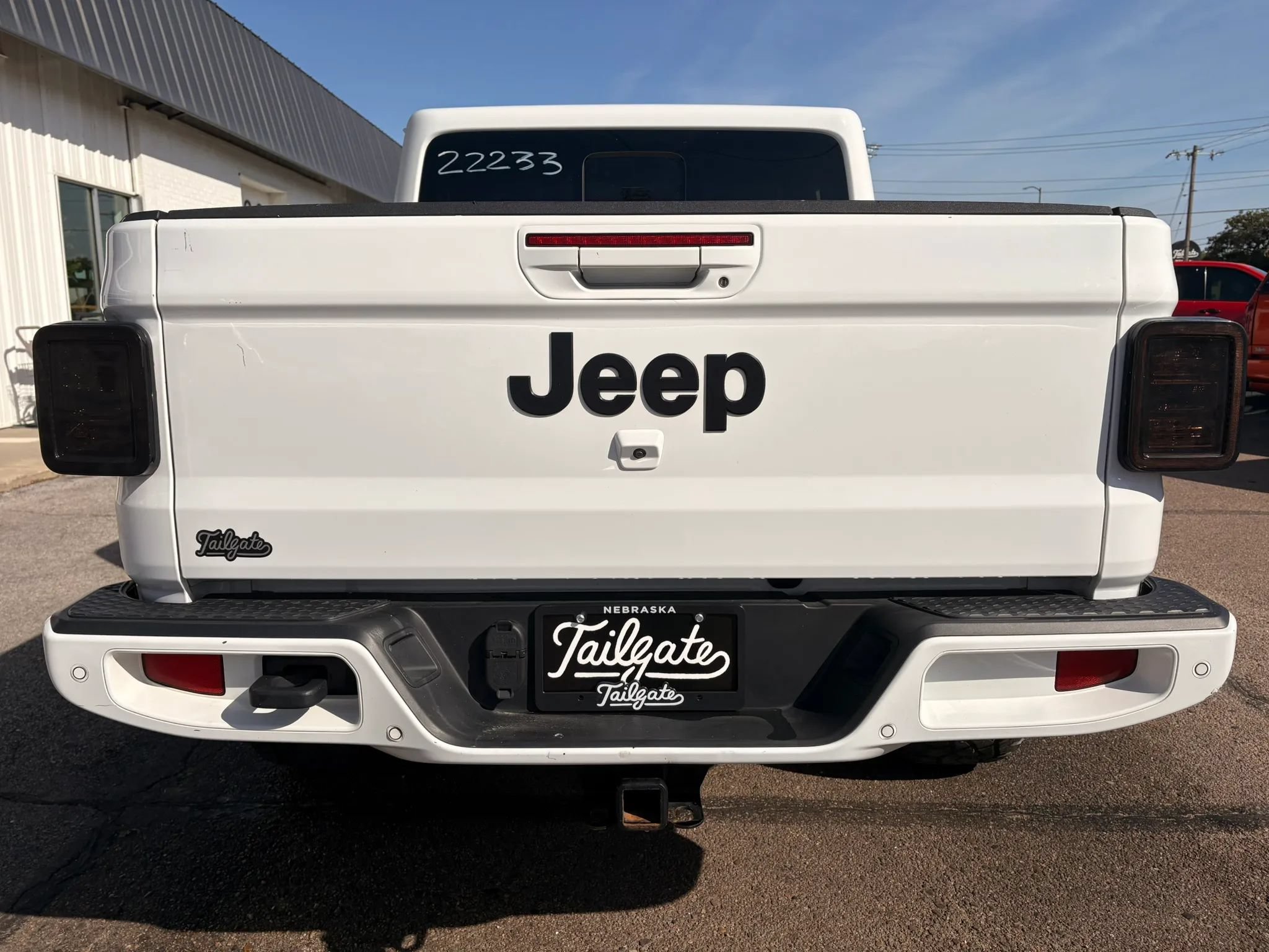 Used 2023 Jeep Gladiator Overland AWD/4WD image 6