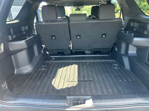Certified 2025 Toyota 4Runner SR5 AWD/4WD image 26