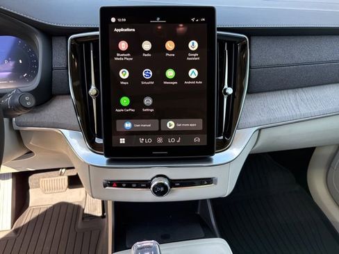 New 2026 Volvo XC90 B6 Ultra w/ Protection Package AWD/4WD image 9