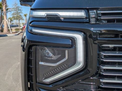 Used 2025 Chevrolet Tahoe High Country image 11