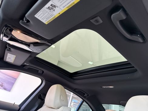 New 2026 BMW 330i xDrive Sedan w/ Convenience Package image 16