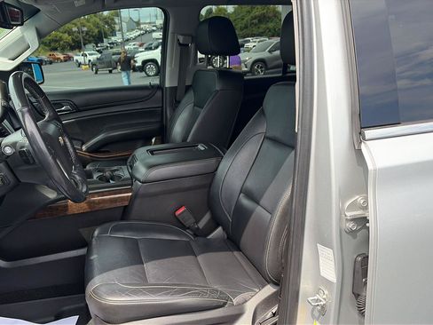 Used 2018 Chevrolet Tahoe LT AWD/4WD image 12