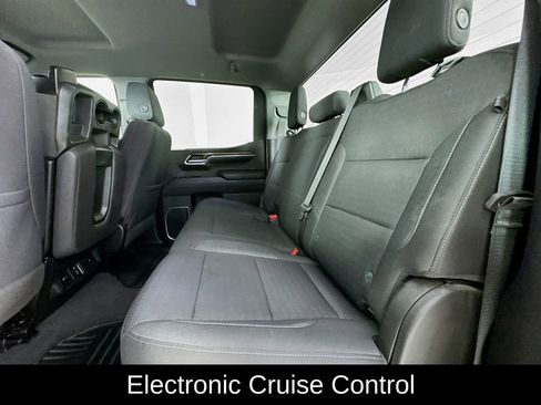 Used 2023 Chevrolet Silverado 1500 LT RWD image 30