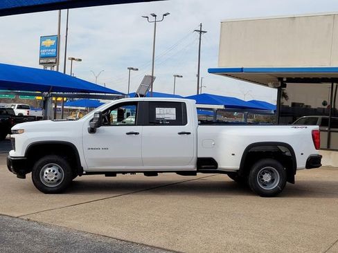 New 2026 Chevrolet Silverado 3500 W/T image 2