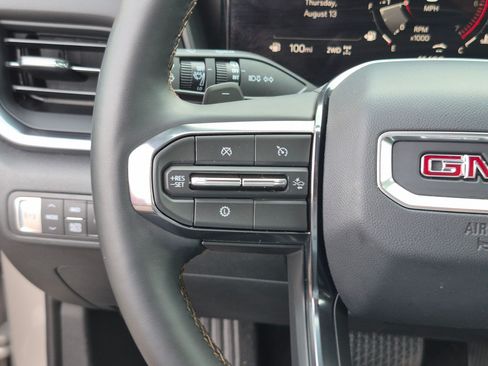 Used 2026 GMC Terrain AT4 AWD/4WD image 17