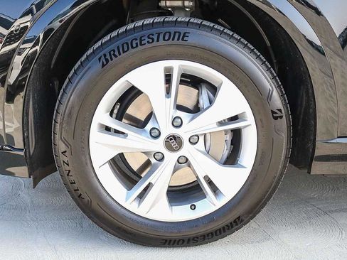 Used 2025 Audi Q6 e-tron Premium w/ Convenience Package image 14