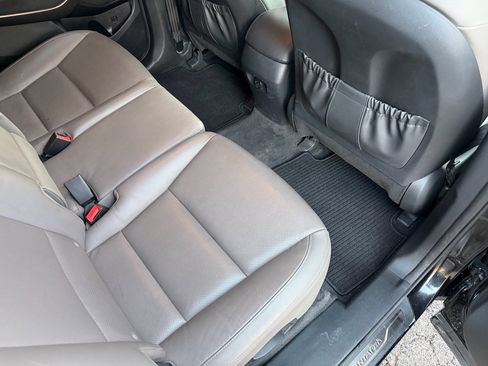 Used 2019 Hyundai Santa Fe XL SE w/ SE Premium Package 02 image 18