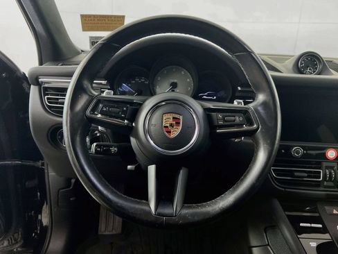 Certified 2024 Porsche Macan S AWD/4WD image 12