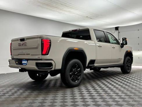 New 2026 GMC Sierra 2500 AT4 w/ AT4 Premium Plus Package AWD/4WD image 9
