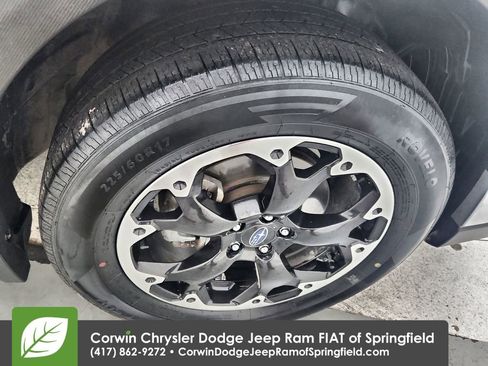 Used 2021 Subaru Crosstrek 2.0i Premium image 33