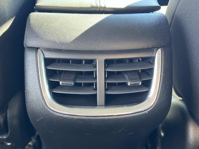 Used 2023 Chevrolet Malibu LT FWD image 27