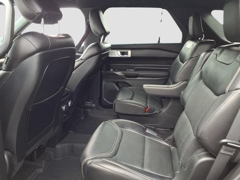Used 2020 Ford Explorer ST w/ ST High-Performance Pack AWD/4WD image 17