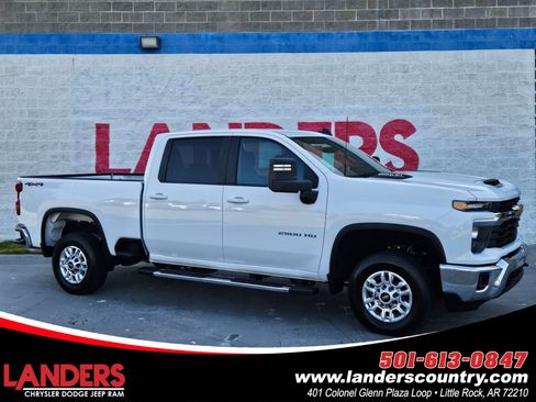 Used 2025 Chevrolet Silverado 2500 LT w/ Convenience Package AWD/4WD image 1