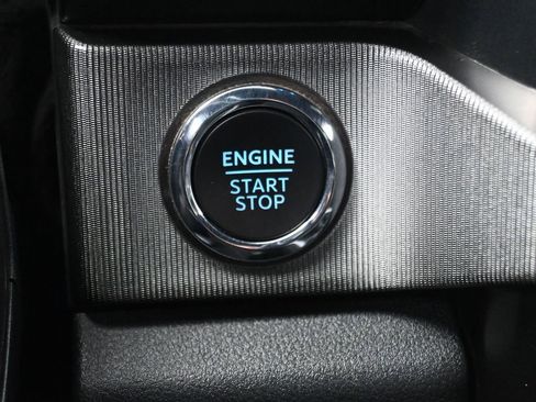 Used 2024 Ford F250 Platinum w/ Tremor Off-Road Package image 22