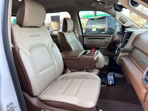 Used 2021 RAM 1500 Laramie image 13