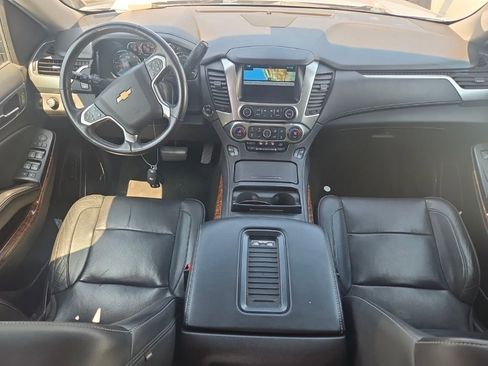 Used 2017 Chevrolet Suburban Premier AWD/4WD image 8