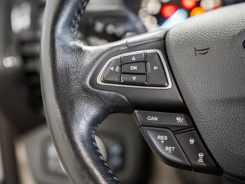 Used 2018 Ford Escape Titanium w/ Ford Safe & Smart Package image 29