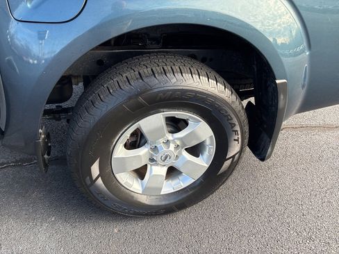 Used 2013 Nissan Frontier SV w/ SV Value Truck Pkg image 23