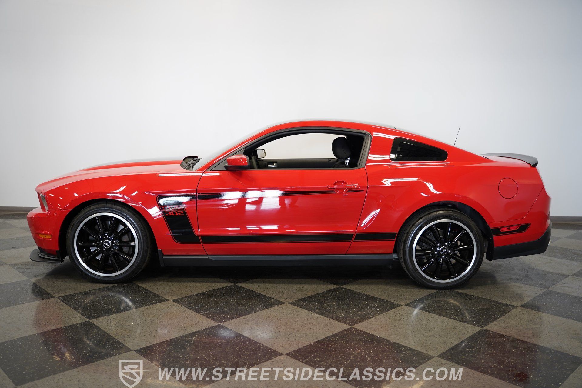 Used 2012 Ford Mustang Boss 302 RWD image 2
