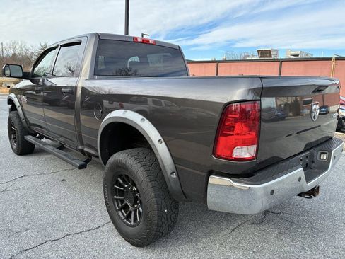 Used 2017 RAM 2500 Tradesman w/ Chrome Appearance Group image 8