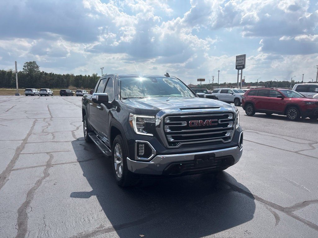Used 2022 GMC Sierra 1500 SLT w/ SLT Premium Plus Package AWD/4WD image 8