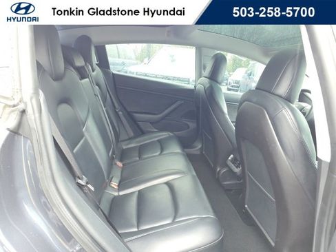 Used 2020 Tesla Model 3 Performance image 21