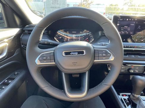 New 2026 Jeep Compass Latitude image 67