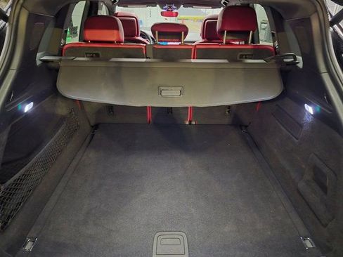 Used 2021 Porsche Cayenne S image 32