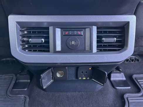 Used 2024 Ford F350 Lariat w/ Lariat Ultimate Package image 47