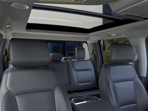New 2025 Ford F250 Lariat w/ Lariat Ultimate Package image 22