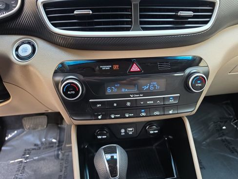 Used 2019 Hyundai Tucson SEL AWD/4WD image 16
