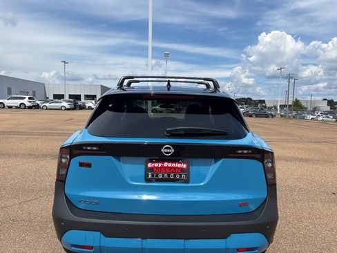 New 2026 Nissan Kicks SR w/ SR Premium Package image 3