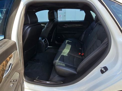 Used 2018 Cadillac CT6 Luxury AWD/4WD image 15