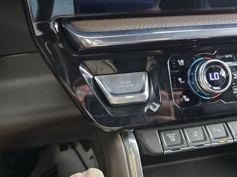 Certified 2024 GMC Sierra 3500 Denali w/ Denali Reserve Package image 25