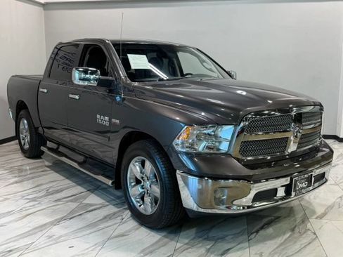 Used 2017 RAM 1500 Lone Star RWD image 4