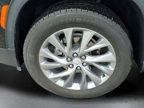 Used 2025 Buick Enclave Preferred AWD/4WD image 19