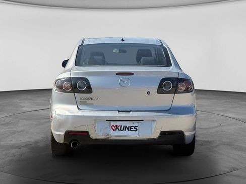 Used 2008 MAZDA MAZDA3 i Touring FWD image 7