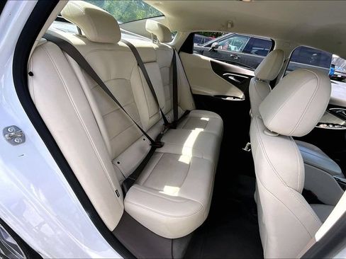Used 2024 Chevrolet Malibu LT FWD image 23