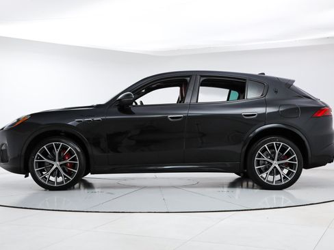 Certified 2023 Maserati Grecale Modena AWD/4WD image 2