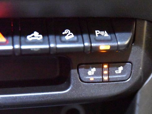 Used 2022 Chevrolet Colorado Z71 image 21