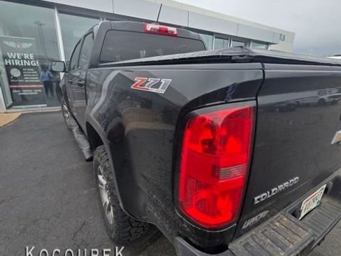 Used 2015 Chevrolet Colorado Z71 AWD/4WD image 8