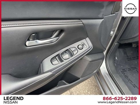 Certified 2023 Nissan Sentra SV image 14