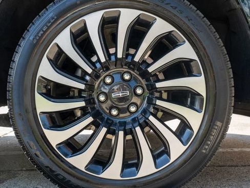 Used 2024 Lincoln Navigator L Black Label AWD/4WD image 54