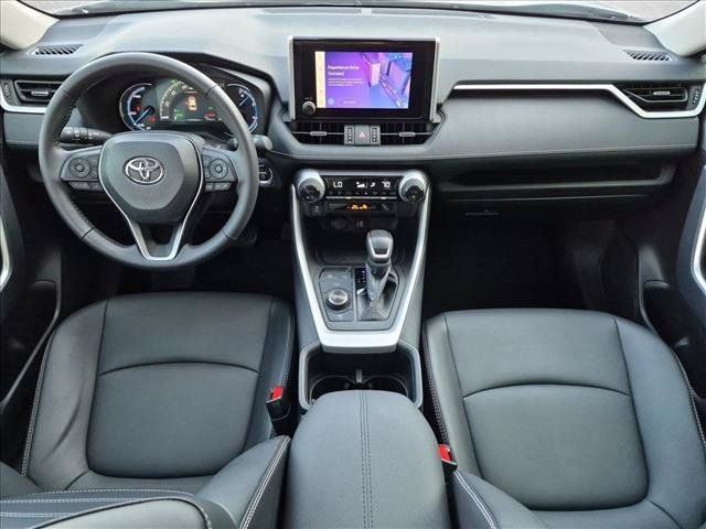 Used 2024 Toyota RAV4 XLE Premium AWD/4WD image 19