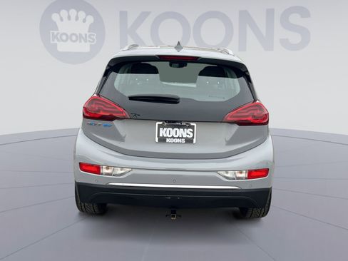 Used 2021 Chevrolet Bolt Premier w/ Infotainment Package image 5