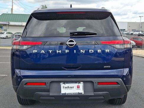 Used 2025 Nissan Pathfinder SV AWD/4WD image 5