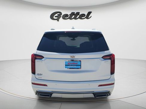 Used 2024 Cadillac XT6 Premium Luxury AWD/4WD image 6