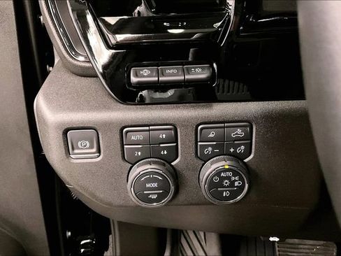 Used 2025 Chevrolet Silverado 2500 ZR2 w/ ZR2 Bison Edition image 40