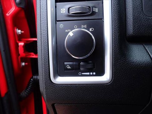 Used 2024 RAM 1500 Warlock AWD/4WD image 12