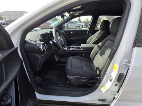 Used 2026 Chevrolet Equinox LT w/ LPO, Floor Liner Package image 9